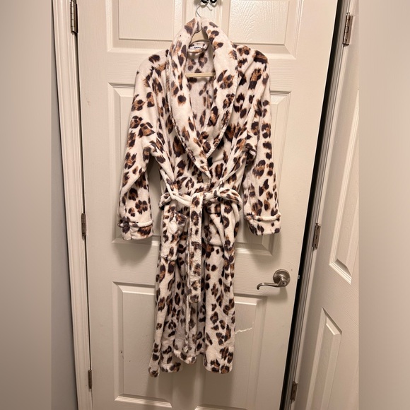 Sonoma Other - Leopard Robe
